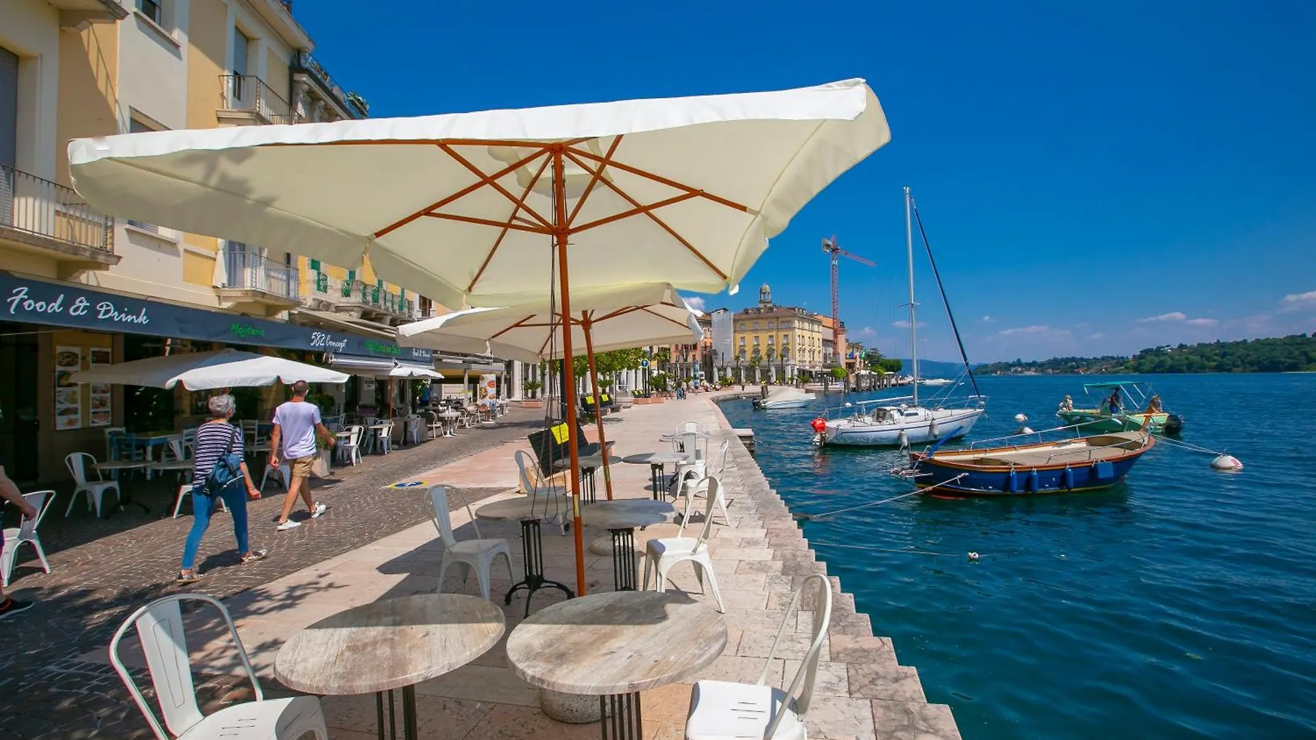 Morgante Salo-Lake View & Parking - Happy Rentals Salò