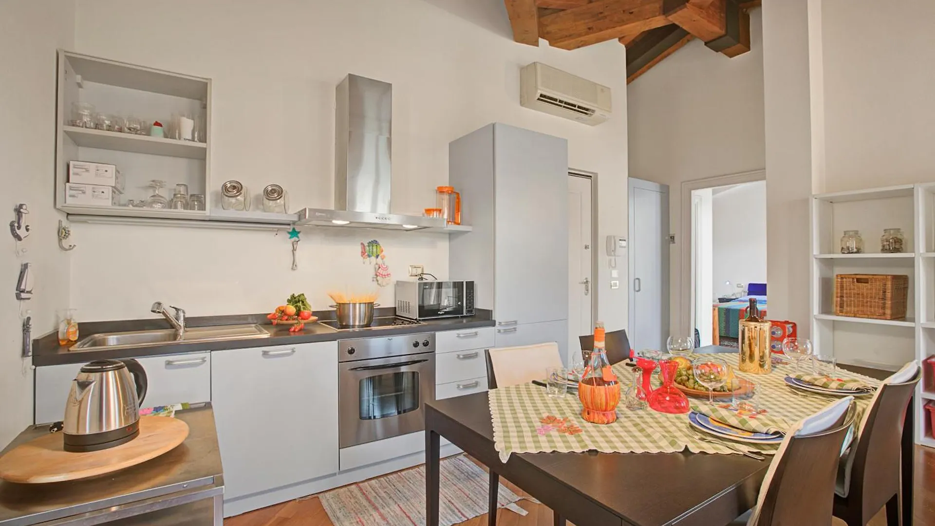 Morgante Salo-Lake View & Parking - Happy Rentals Διαμέρισμα