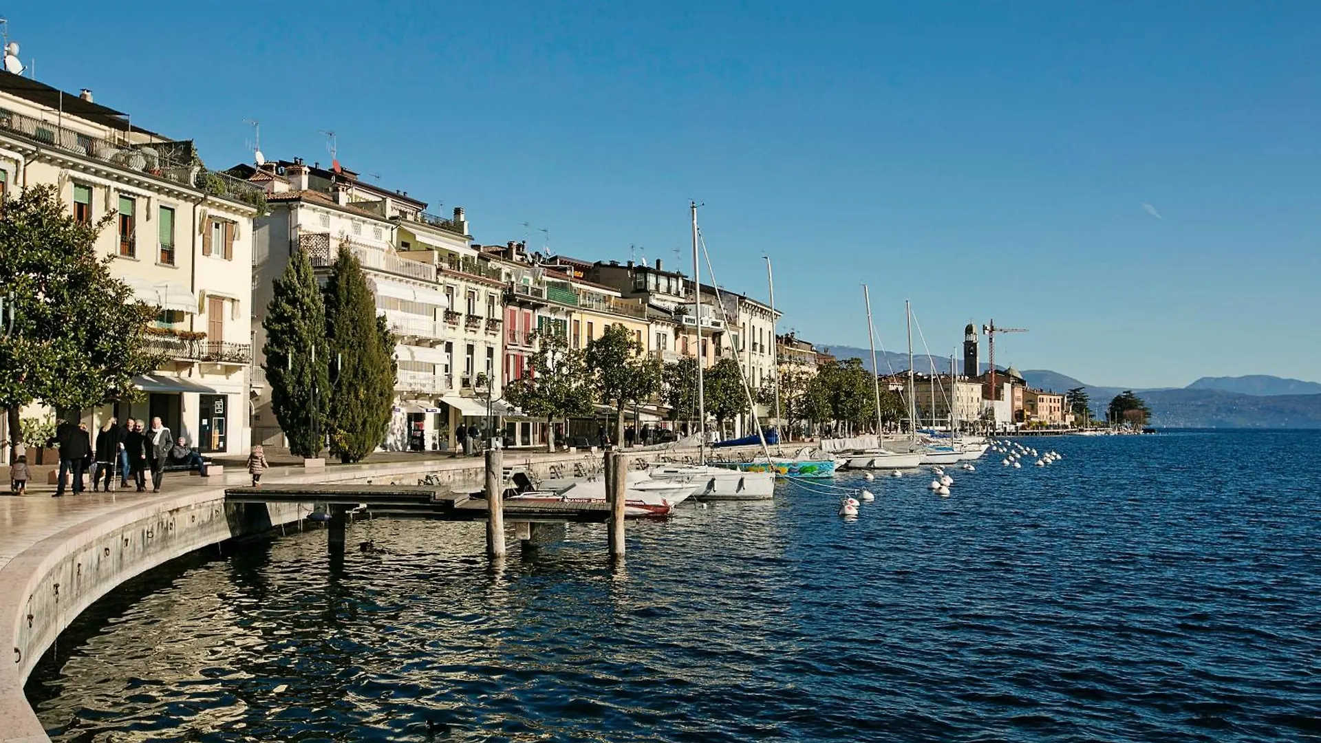 Morgante Salo-Lake View & Parking - Happy Rentals 0*, Salò İtalya