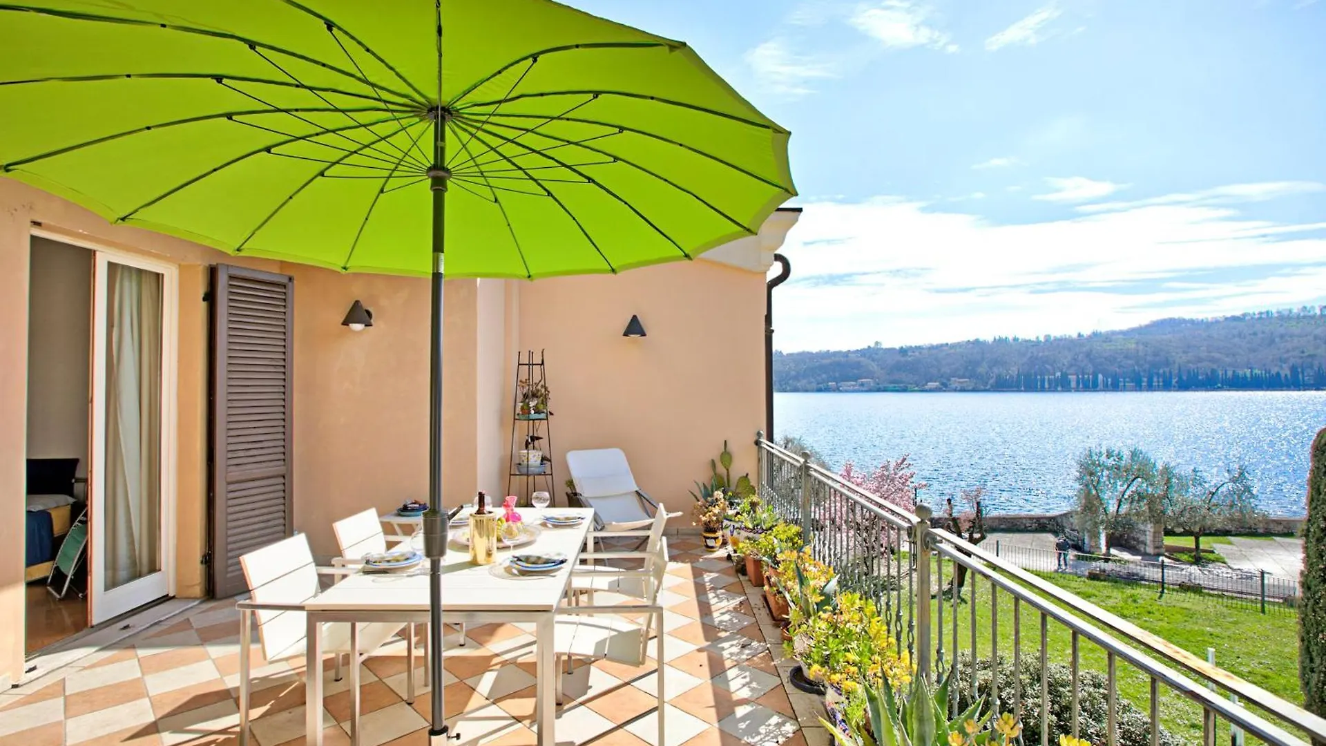 Morgante Salo-Lake View & Parking - Happy Rentals Διαμέρισμα
